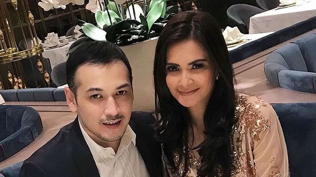 7 Tahun Sendiri, Ini Momen Hangat Lebaran Cut Tari dan Suami