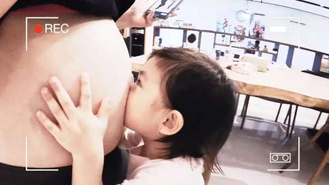 Hamil Anak Kedua, 5 Momen Bahagia Chelsea Olivia Bikin Baper!