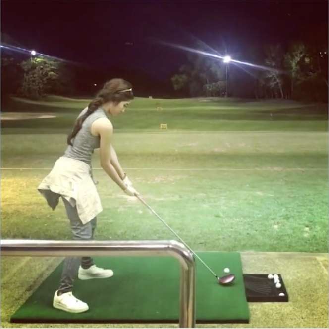 Penampilan 5 Seleb Kece Main Golf, Zaskia Gotik Paling Disorot