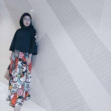 Manglingi, Potret Terkini Natly Eks 7 Icons yang Kini berhijab