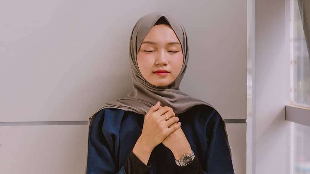 5 Pesona Mita, Hijaber Cantik di Video Keke Bukan Boneka