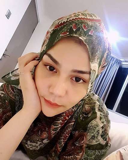 Nggak Nyangka! 5 Potret DJ Katty Berhijab yang Cantik Banget