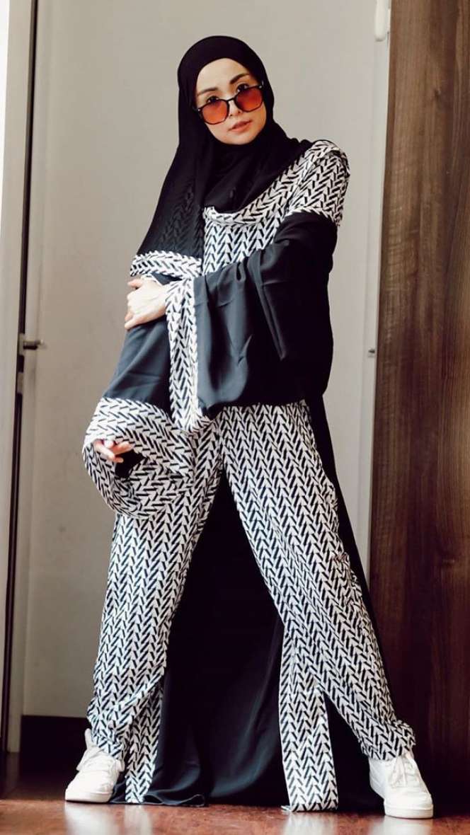 Bikin Hati Adem, Ini 5 Penampilan Ratu FTV yang Kini Berhijab