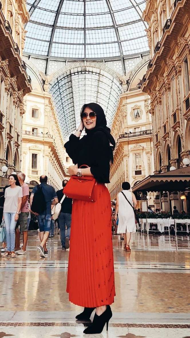 Kece dan Fashionable Abis, Intip 5 Gaya Berhijab Olla Ramlan