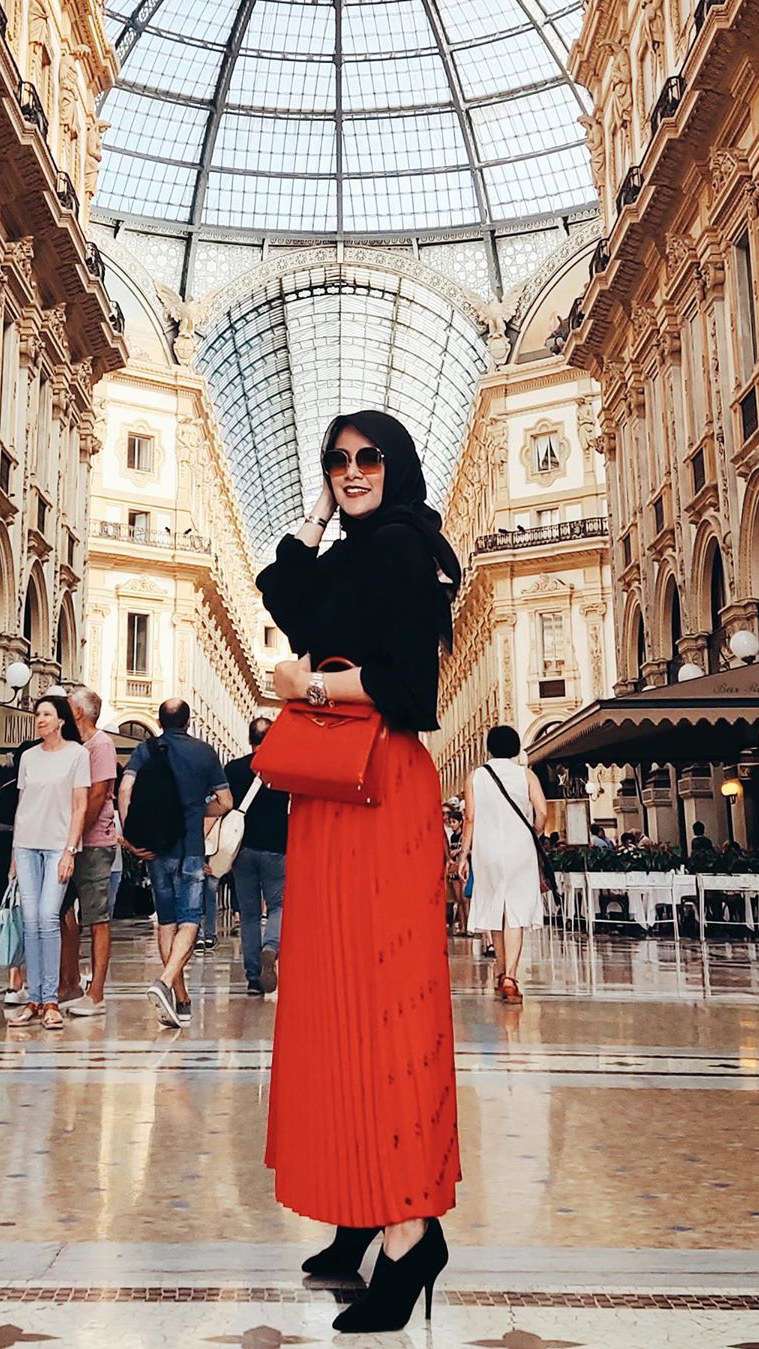 Kece dan Fashionable Abis, Intip 5 Gaya Berhijab Olla Ramlan