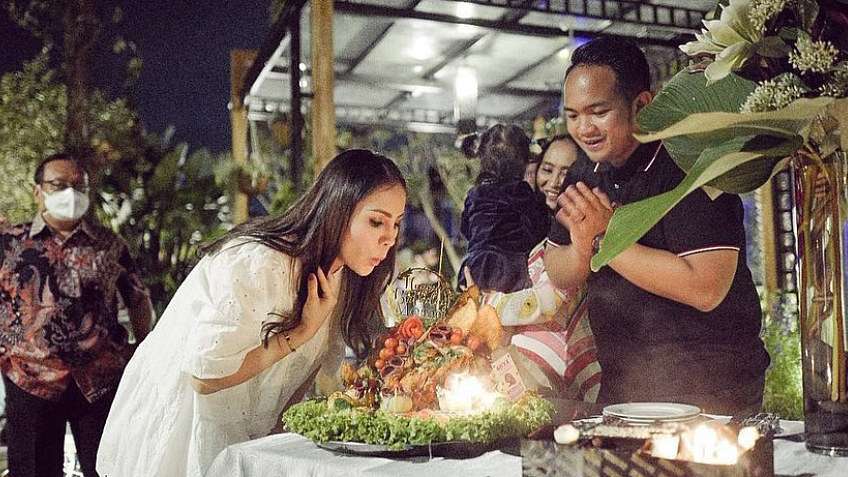 Potret Ultah Momo Geisha di Villa, Semua Tamu Rapid Test