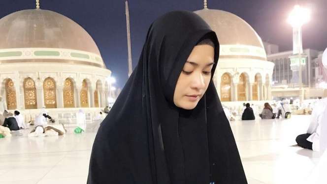 Masya Allah, 5 Pesona Ikke Nurjanah Tampil Anggun Berhijab