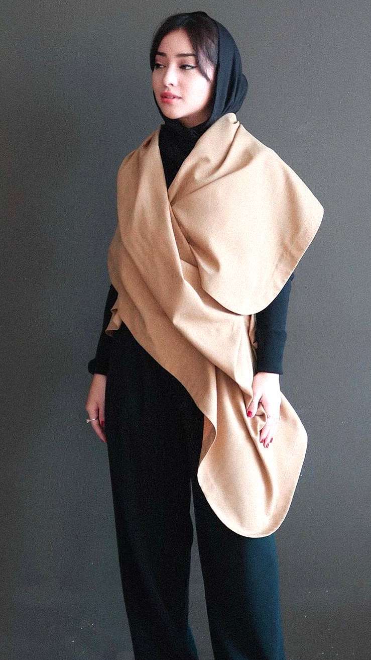 5 Pesona Teranyar Nikita Willy Tampil Berhijab, Cantik!