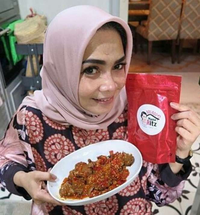 Tajir Melintir, Potret Ibu Nagita Slavina Kini Jualan Rendang