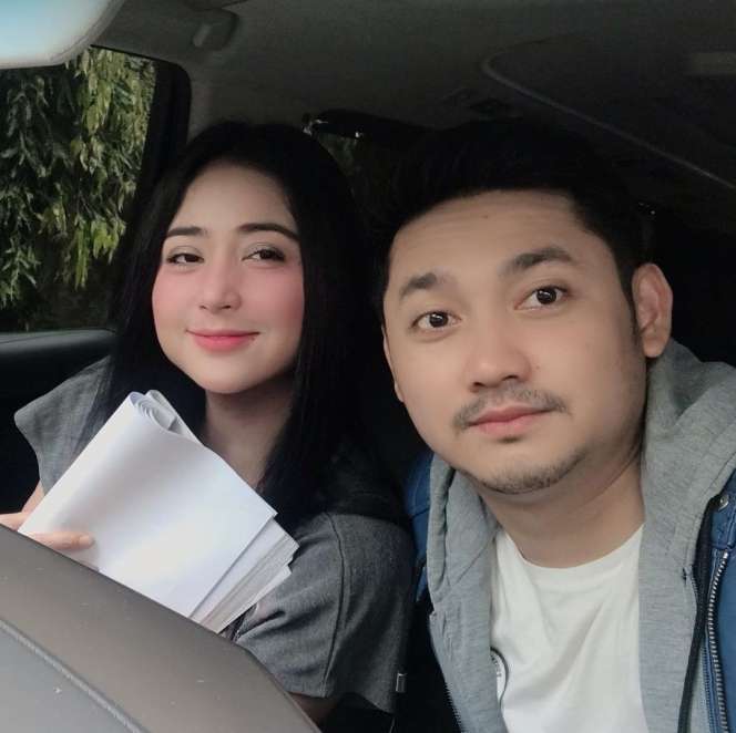 Sambil Nangis, Dewi Perssik Mau Cerai dengan Angga Wijaya