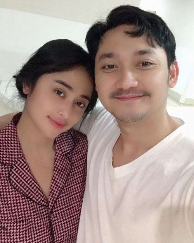 Sambil Nangis, Dewi Perssik Mau Cerai dengan Angga Wijaya