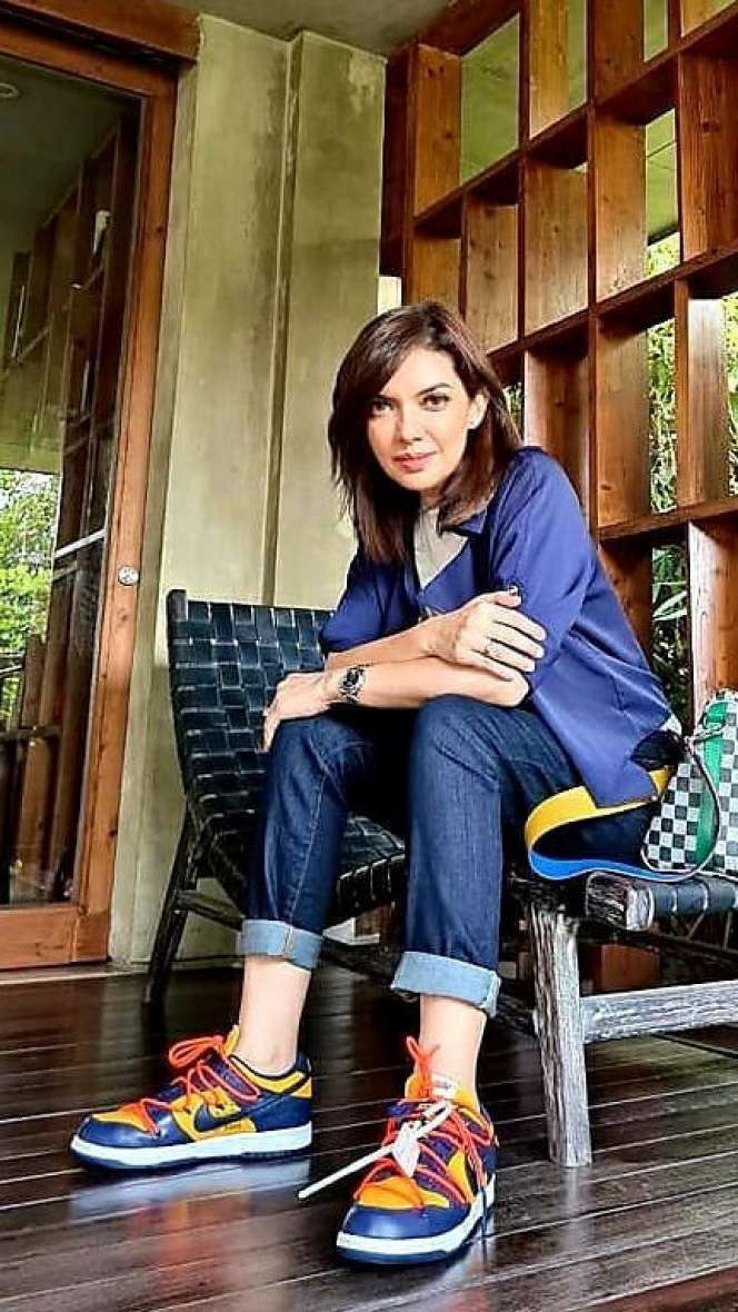 Kece Badai! Intip 5 Potret OOTD Hypebeast Najwa Shihab