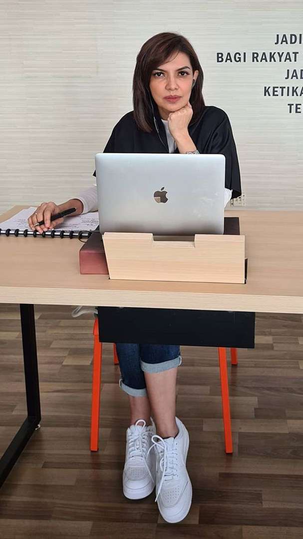 Kece Badai! Intip 5 Potret OOTD Hypebeast Najwa Shihab