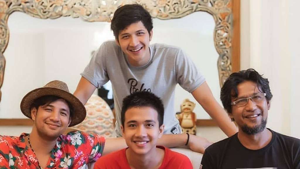 Akur dan Kompak Banget! Potret Kebersamaan Artis & Saudaranya