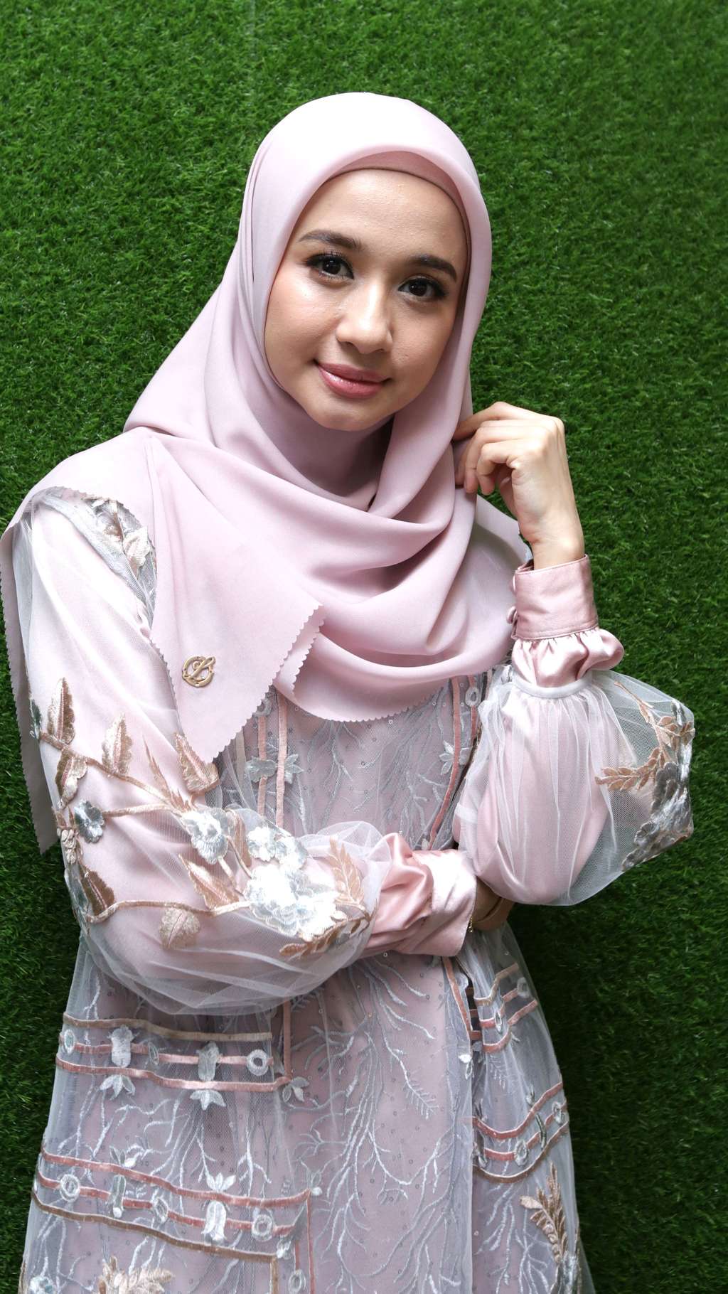 Bella dan 4 Seleb Menikah dengan WNA Namun Tak Bertahan Lama