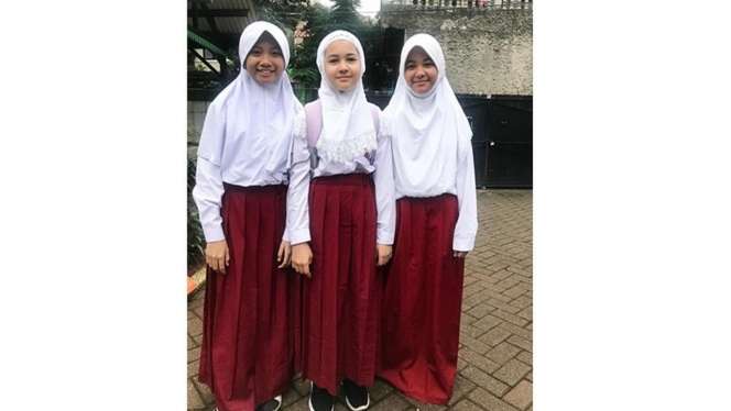 Manis & Imut Banget, Potret Lawas Sandrinna Michele saat SD