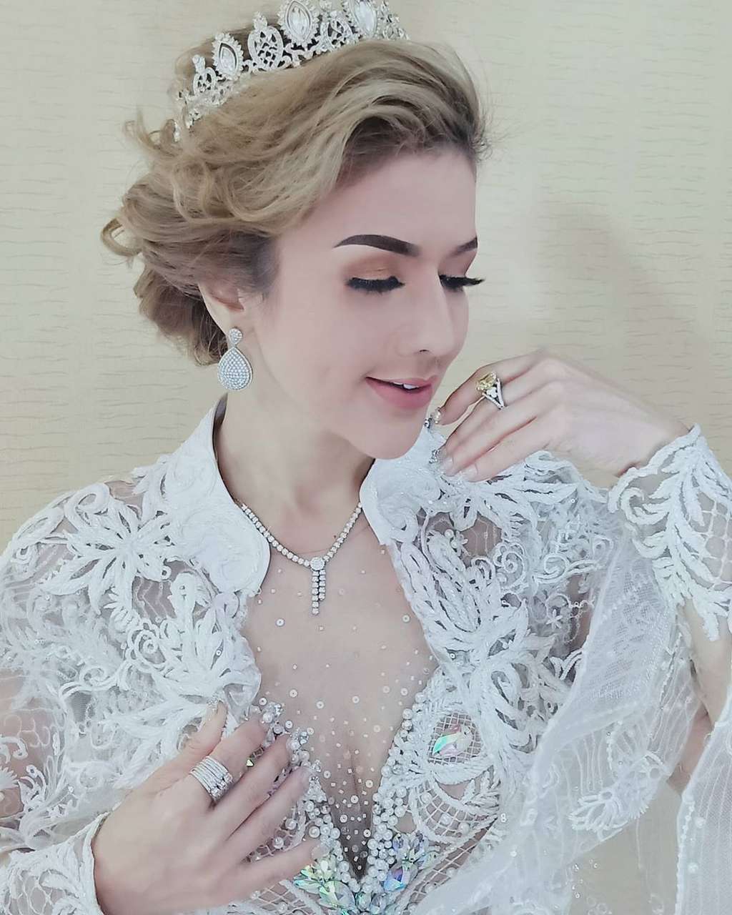 Sering Dihujat, 5 Seleb Ini Malah Makin Terkenal dan Sukses