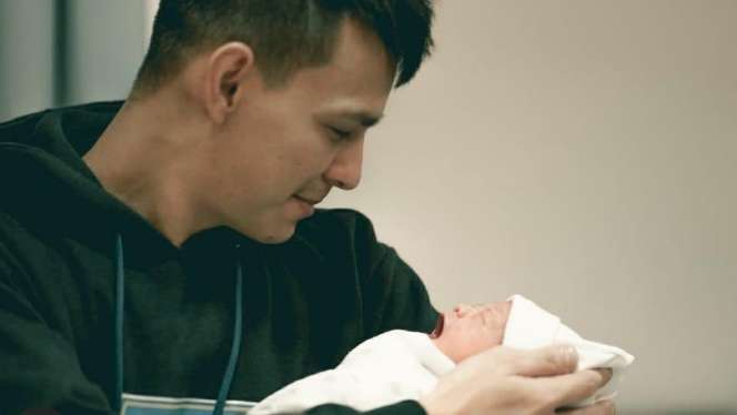 Gemesin Abis! Ini Potret Lucunya Anak Pertama Marcell Darwin