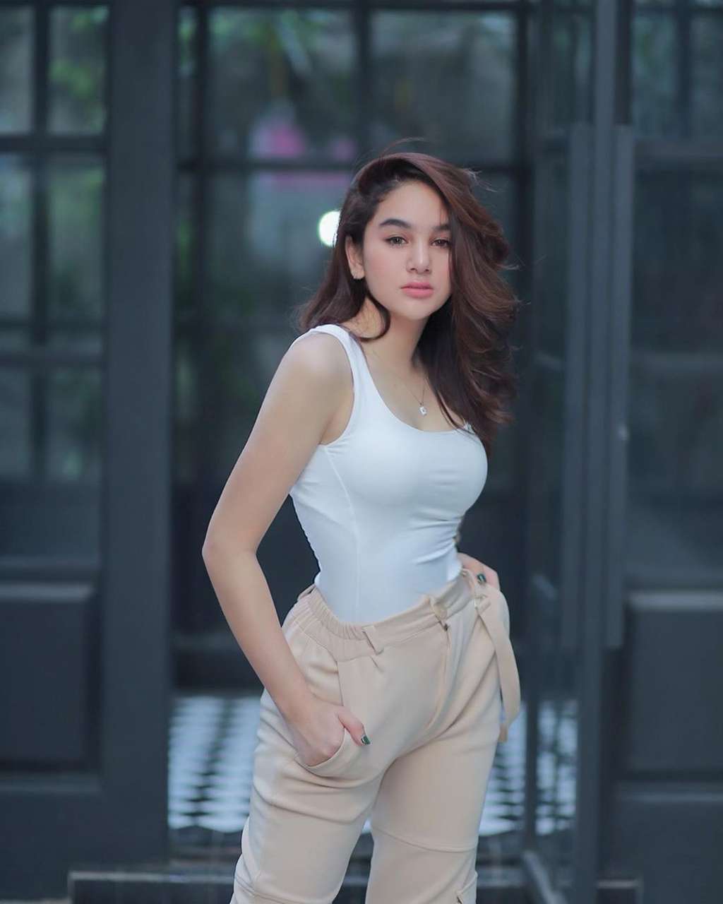 5 Potret Seksi Hana Hanifah yang Bakal Bikin Jomblo Nganga!