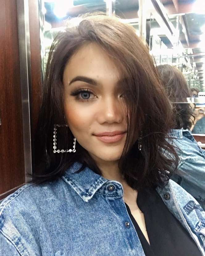 Potret Tampilan Baru Rina Nose, Najwa Shihab: Barbie!