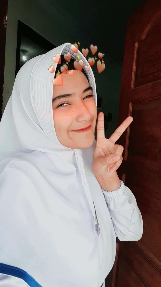 Intip Potret Cantiknya Nadya Rahayu, Istri Rizky D’Academy