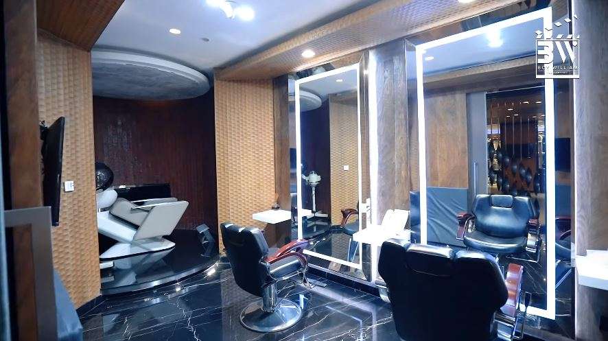 Potret Istana Manoj Punjabi, Bikin Jiwa 'Misqueen’ Bergetar