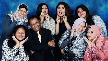 Potret Mona Rizqia Putri Pelawak Kadir, Cantiknya Kebangetan!