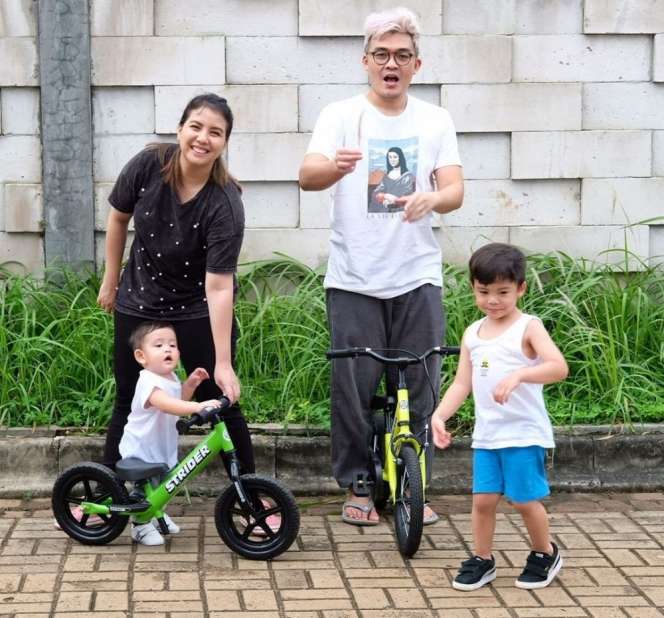 Lagi Tren, Harga Sepeda 6 Anak Seleb Ini Bikin Melongo!