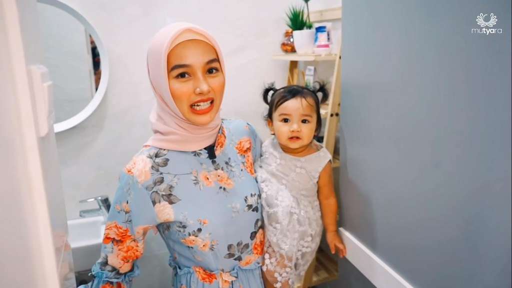 Nyeleneh Banget! Intip Potret Kamar Mandi Unik 7 Selebriti