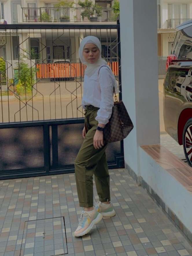 Jarang Terekspos, Intip Potret Rumah Mewah Lesty Kejora