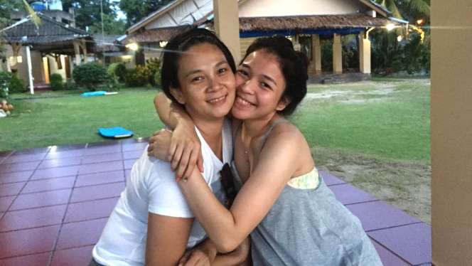 Mengintip Foto Cantiknya Amanda Annete, Putri Angkat Anjasmara