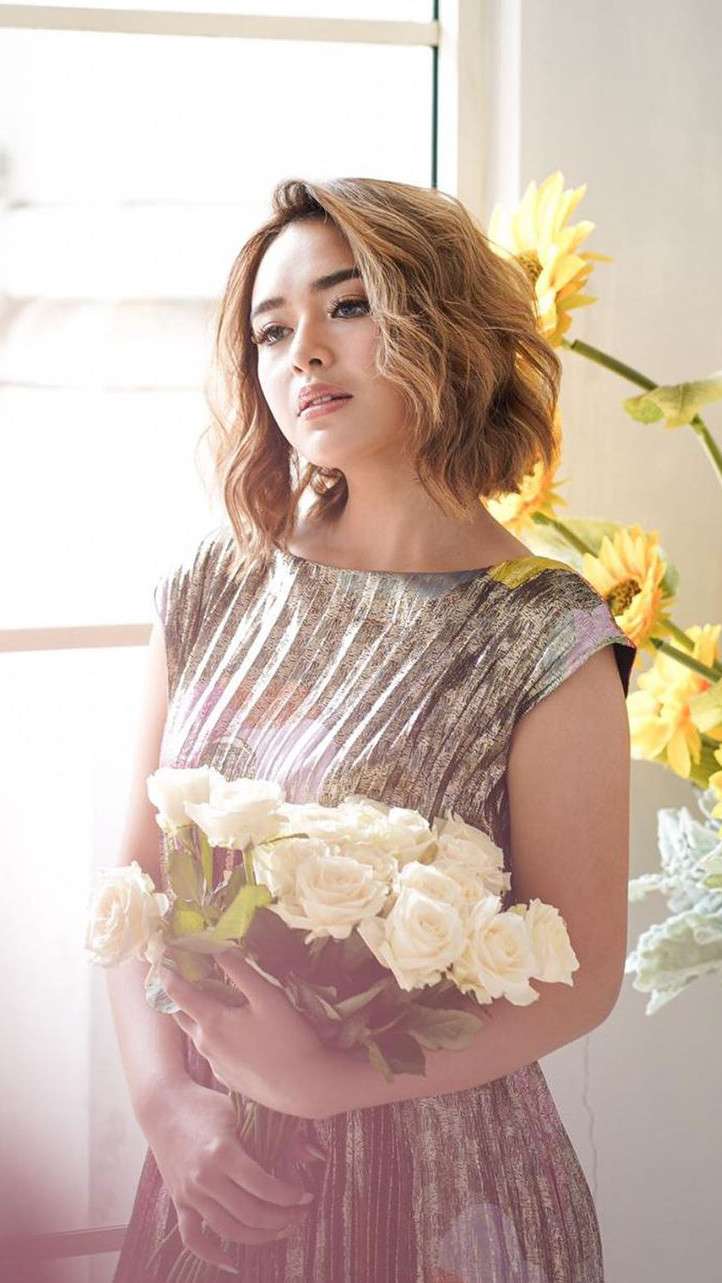 5 Pesona Amanda Manopo Tampil Feminim dengan Rambut Pendek