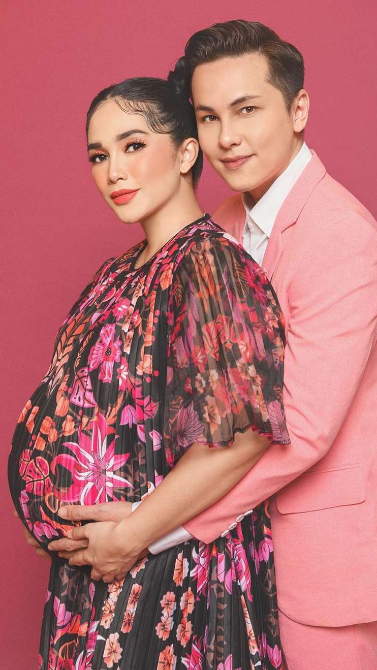 Bak Pasangan Drakor, Intip Gaya Foto Maternity Ussy-Andhika