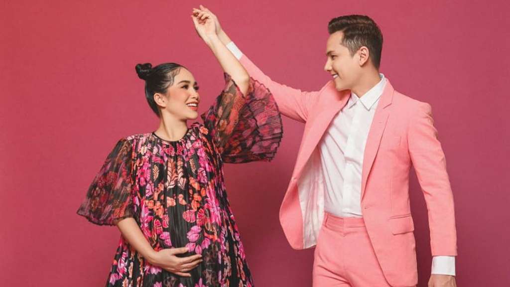 Bak Pasangan Drakor, Intip Gaya Foto Maternity Ussy-Andhika