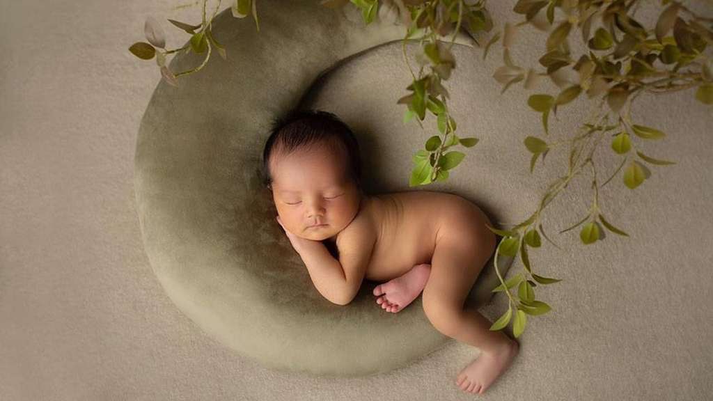 Potret Menggemaskan Baby Shaquille, Anak Roger & Cut Meyriska