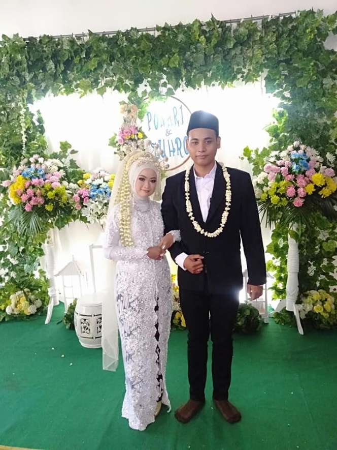 Potret Ponari 'Dukun Cilik', Baru Nikah & Istrinya Cantik Lho!