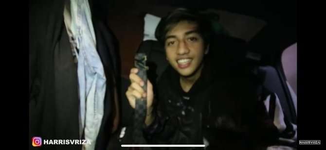 Mengintip Isi Mobil Mewah Rizky Billar, Kepoin Yuk!