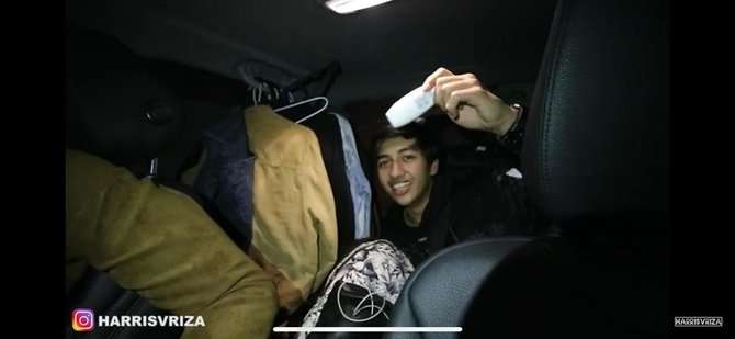 Mengintip Isi Mobil Mewah Rizky Billar, Kepoin Yuk!