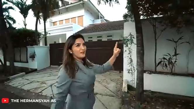 Mengintip Potret Rumah Masa Kecil Ashanty, Bikin Aurel Melongo