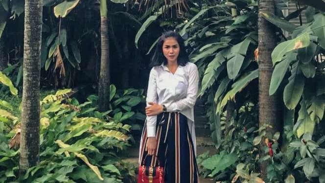 Potret Cantiknya Istri Komedian, Bukti Cowok Humoris Menarik