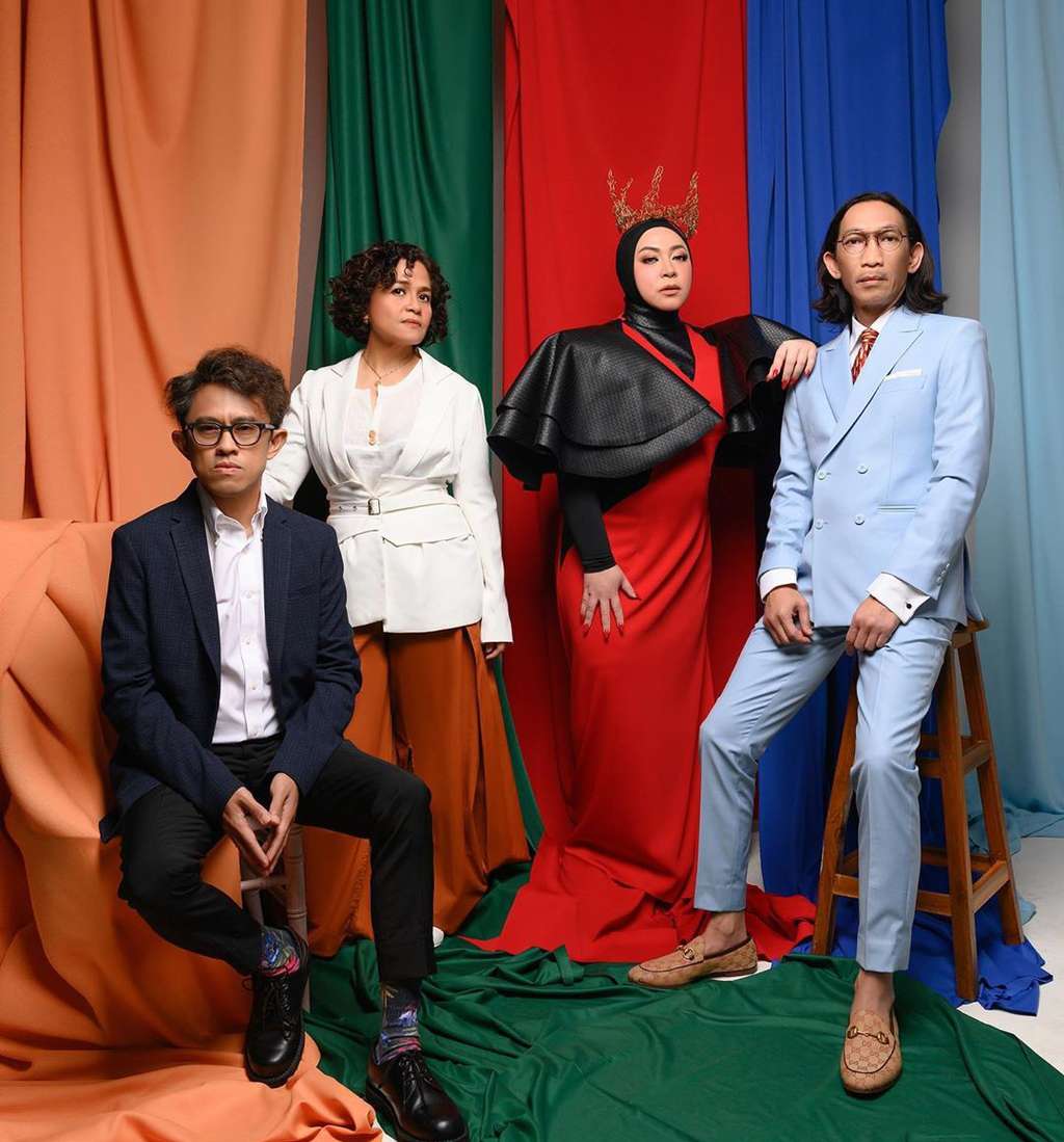 25 Tahun Menikah, Potret Ikonik Perjalanan Cinta Melly & Anto
