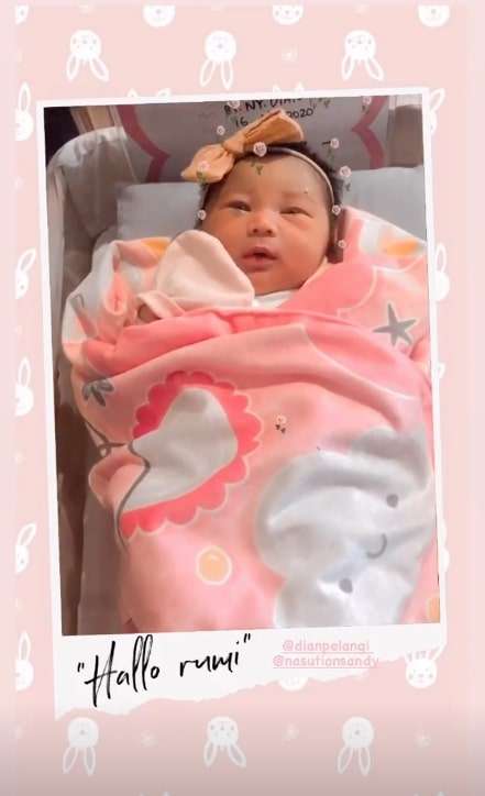 Momen Menegangkan Dian Pelangi Lahirkan Anak Pertama