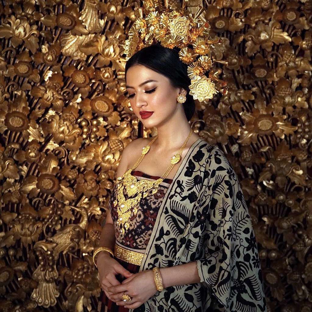 Cantik Gak Ketulungan, Pesona Raline Shah Pakai Baju Adat Bali
