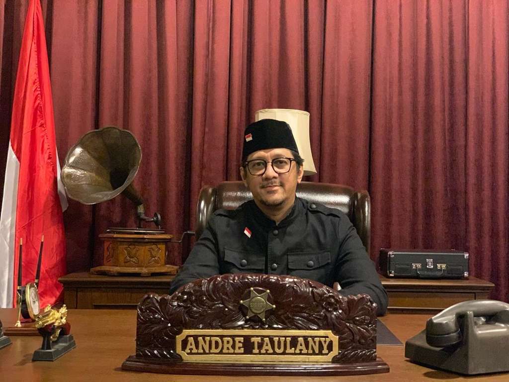 5 Penyanyi Senior Banting Setir Jadi Presenter, Cocok gak?