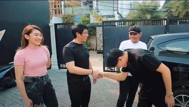 Gemas! Potret Pertemuan Pertama Rizky Febian & Amanda Caesa