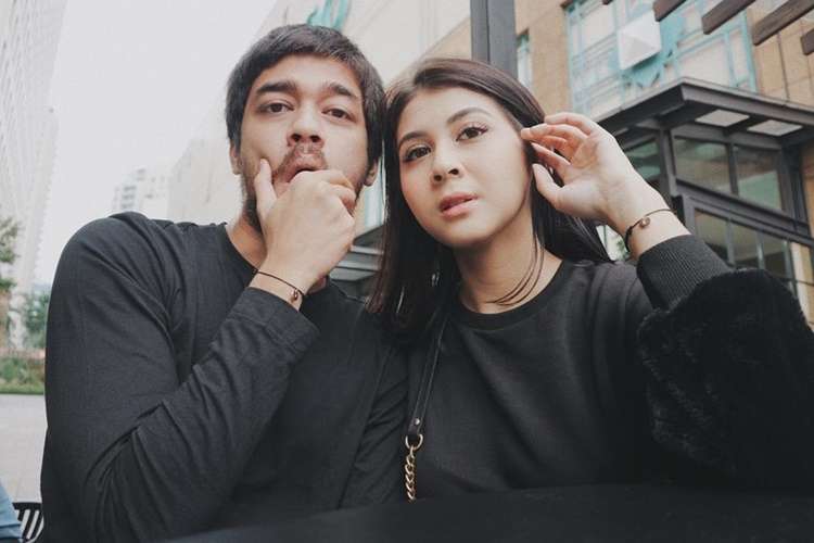 Adhisty Zara & 4 Pasangan Seleb dengan Gaya Pacaran Vulgar