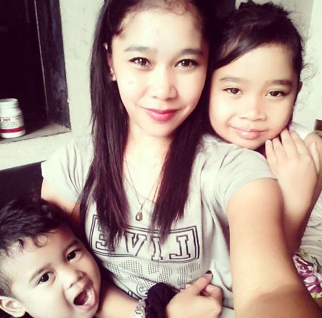 Intip Kecantikan Nenty Estevany, Istri Panji Petualang