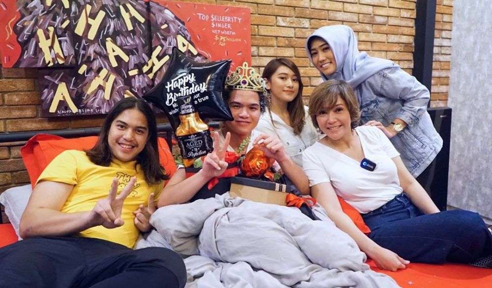 6 Momen Ulang Tahun Dul Jaelani, Sst.. Ada Amanda Caesa Lho