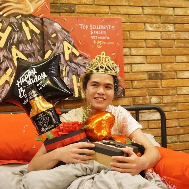 6 Momen Ulang Tahun Dul Jaelani, Sst.. Ada Amanda Caesa Lho