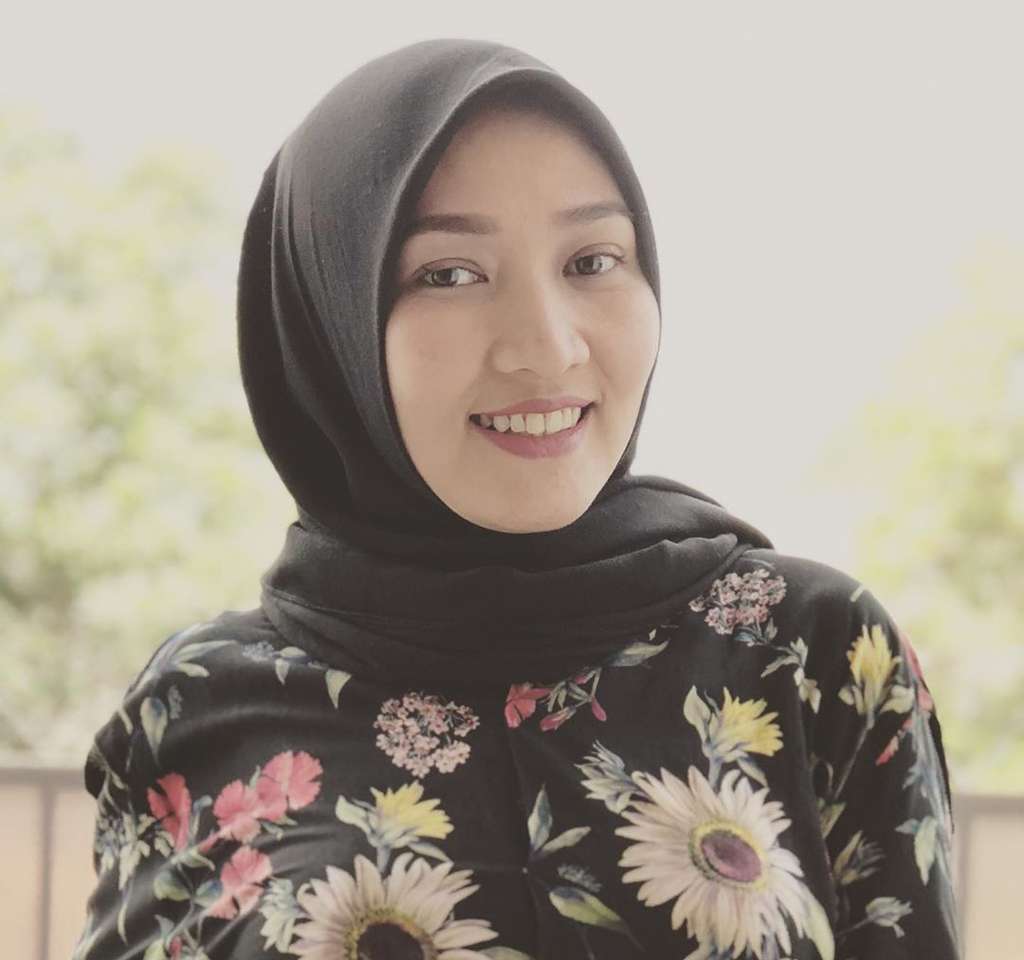 Mengintip Pesona Istri Drummer Indonesia, Cantik Memesona!
